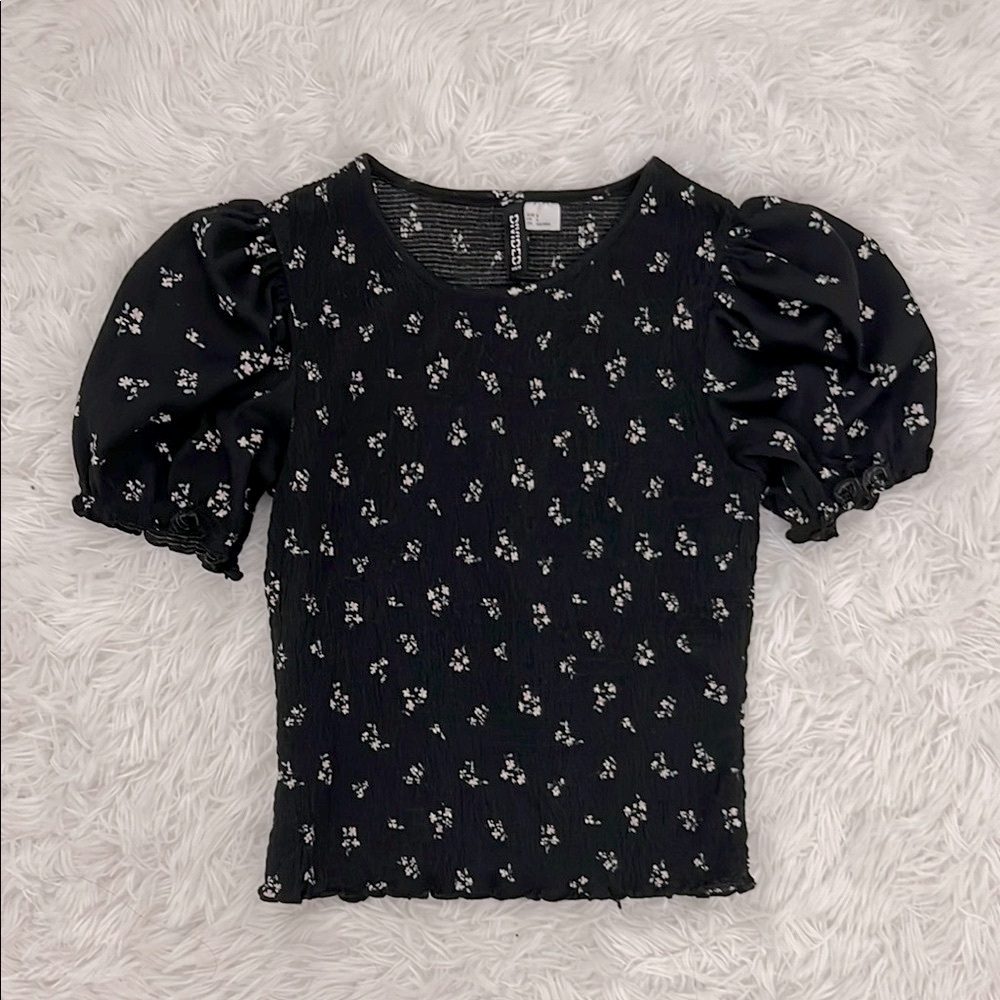 Black Floral Puff Sleeve Crop Top